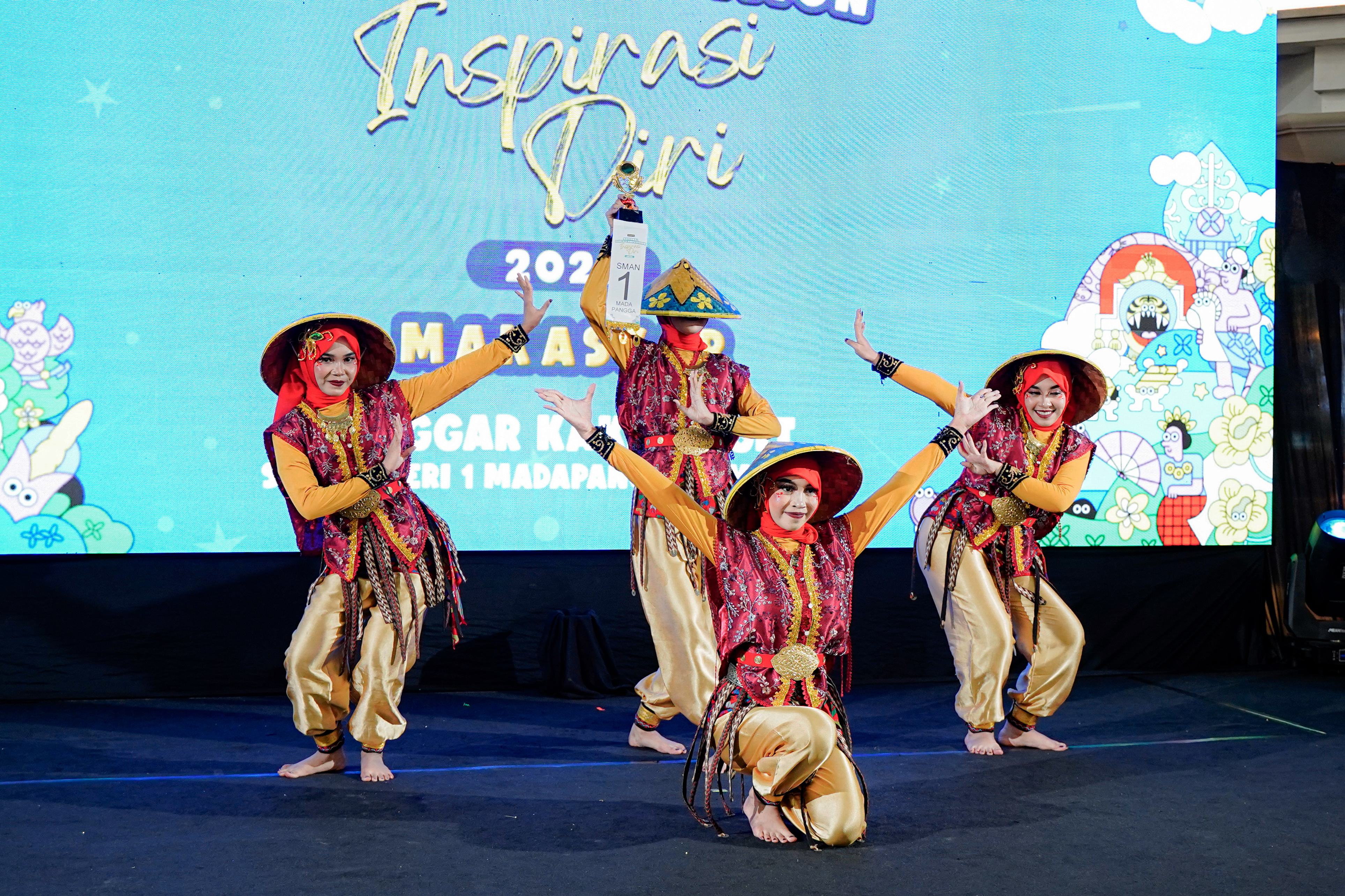 SMAN 1 Madapangga Lolos di ajang National Dance Competiti
